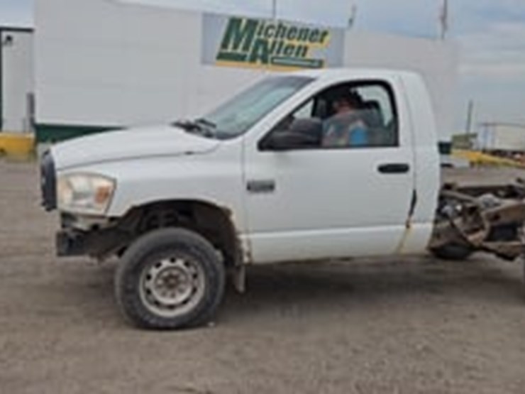 dodge-2500-image-5