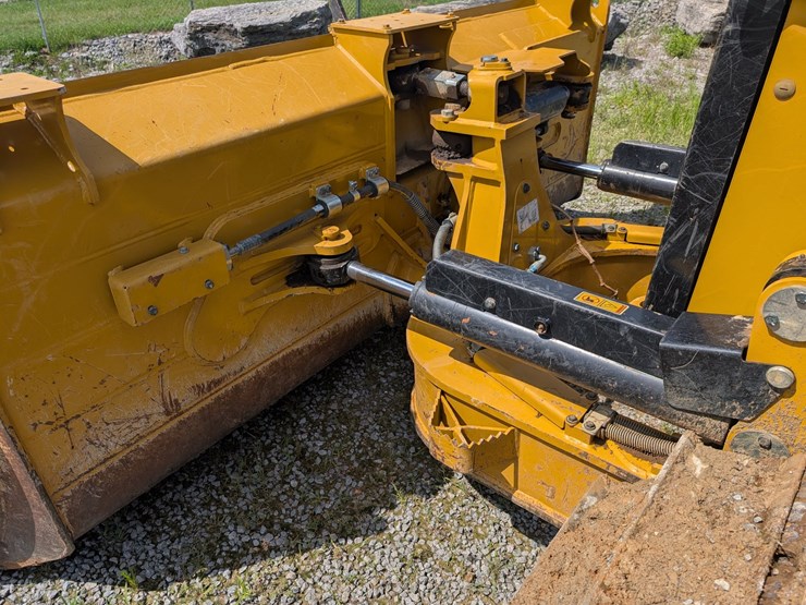 caterpillar-d5-image-9