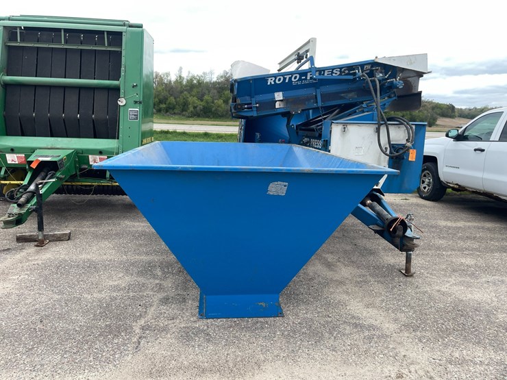 #1005-•-2008-9'-roto-press-bagger-image-2