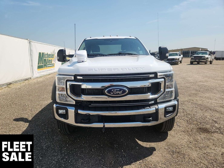 2022-ford-f550-image-9