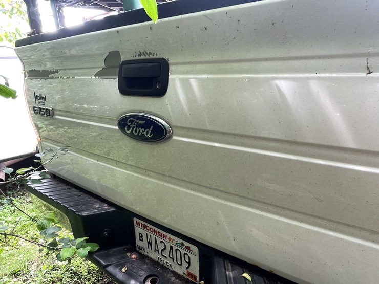 2014-ford-f150-xl-image-27