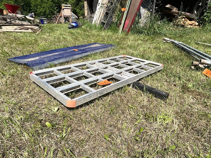 #3231-•-aluminum-tow-storage-rack-image-3