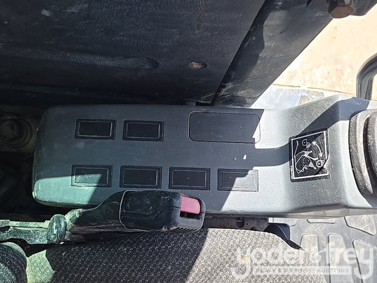 hyundai-hx235-lcr-image-64