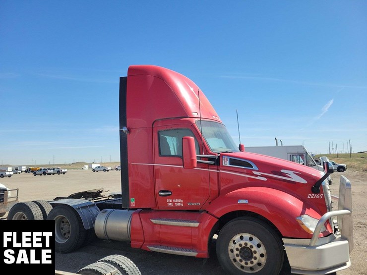 2018-kenworth-t680-image-5
