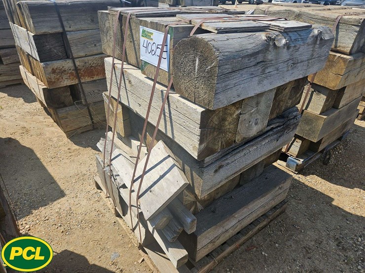 10in-x-10in-dunnage-and-assorted-pieces-image-1