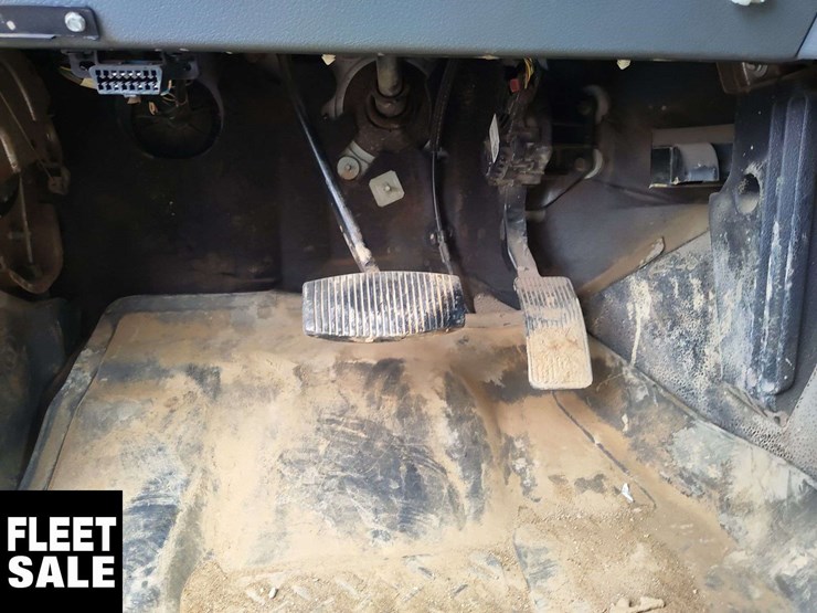2013-ford-f350-image-16