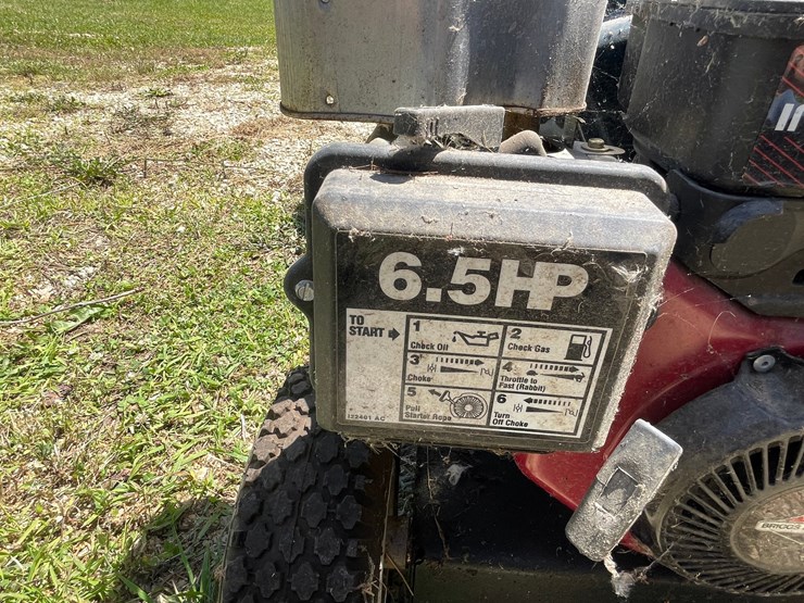 #3322-•-yard-machines-chipper-image-10