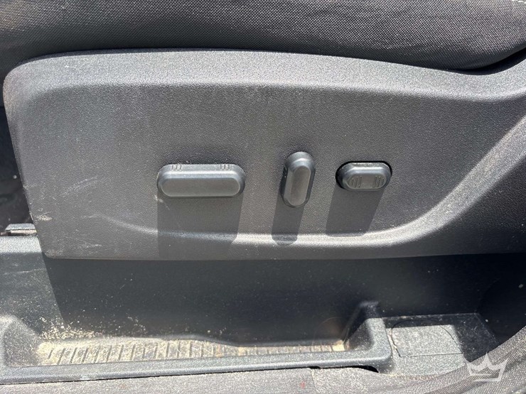 2016-ford-escape-image-13