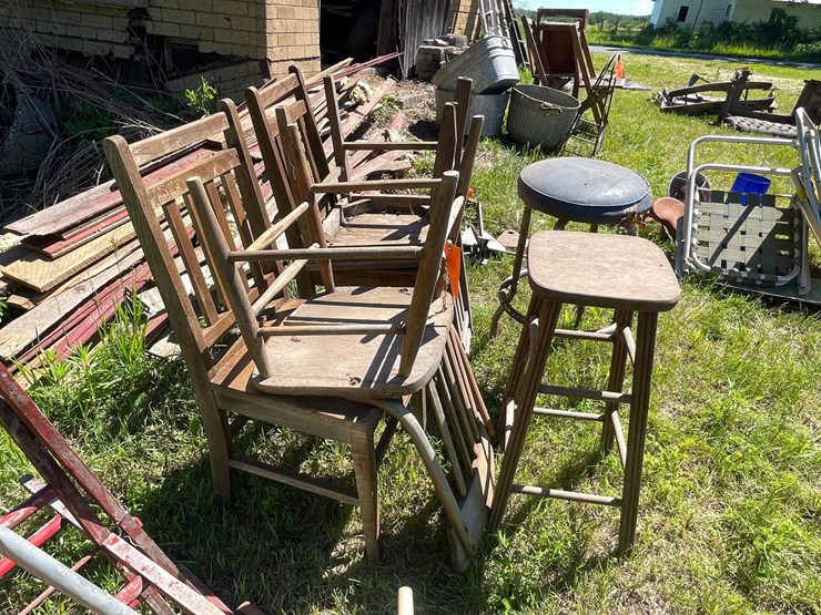 #3242-•-vintage-wood-chairs-and-stools-image-4