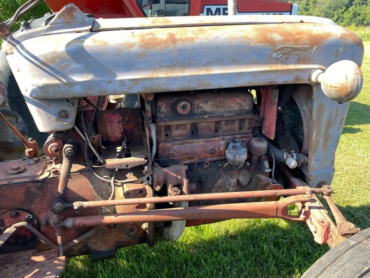 ford-850-image-12