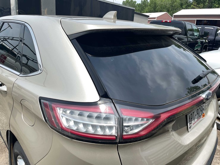 2018-ford-edge-sel-image-33