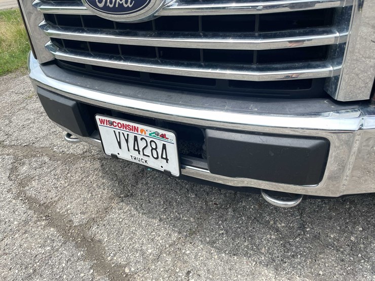 2016-ford-f150-xlt-image-12