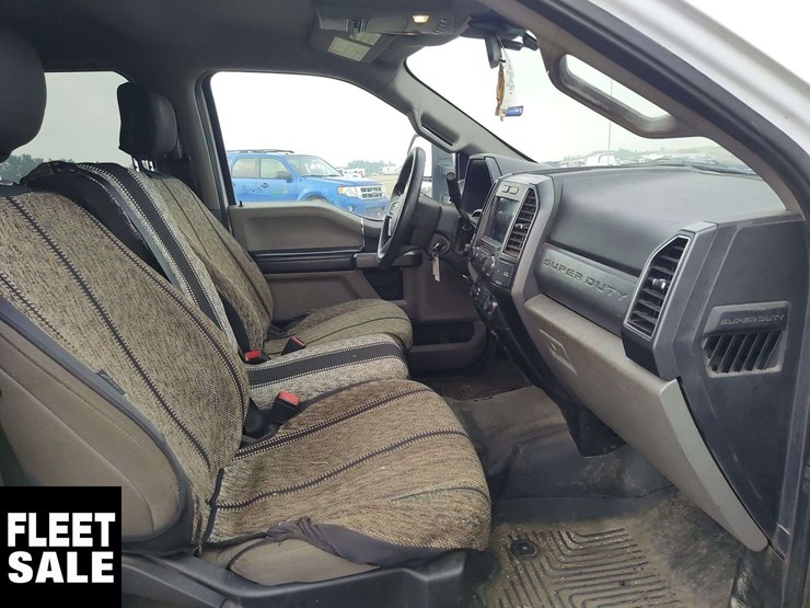 2021-ford-f550-image-29