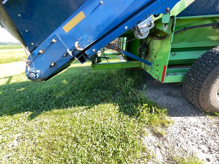 #1003-•-2009-6070-ag-bag-bagger-image-16