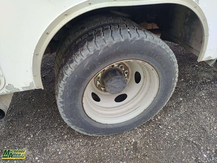 2017-ford-f450-image-12