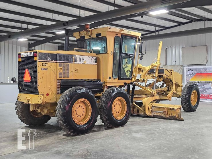 2004-caterpillar-120h-image-3