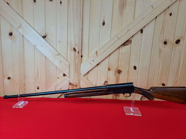browning-a5-light-twelve-12-gauge-semiauto-shotgun-image-1