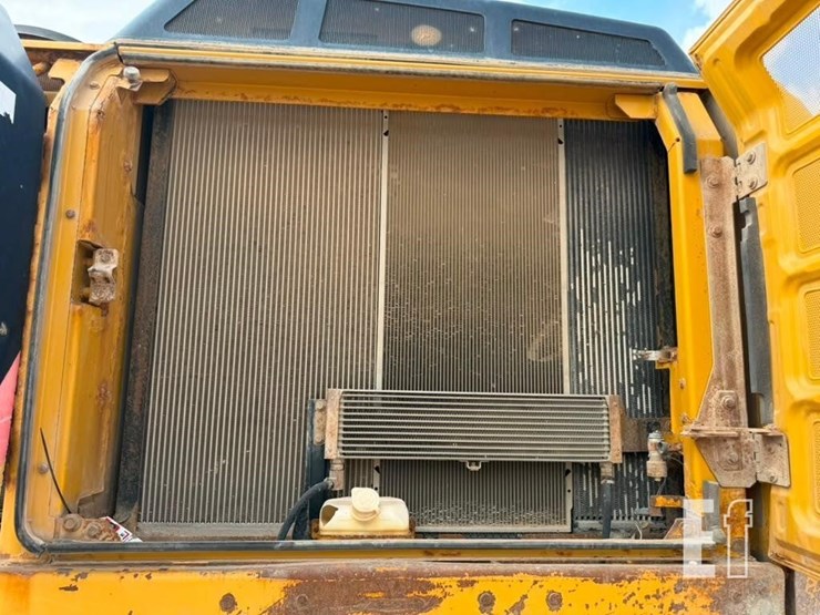 caterpillar-336e-image-29