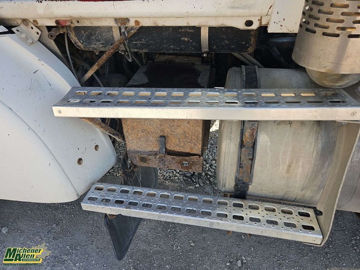 2000-sterling-lt9511-image-25