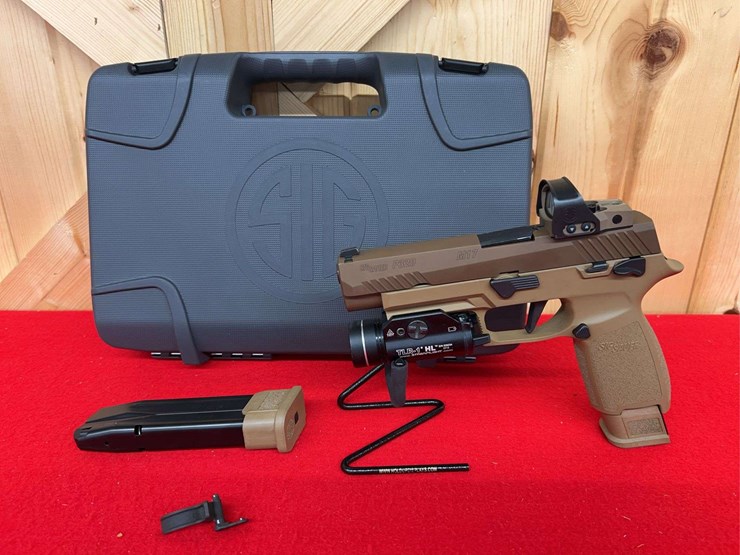 sig-sauer-p320-m17-9mm-semiauto-pistol-image-1