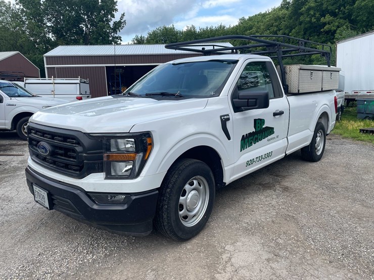 2023-ford-f150-xl-image-1