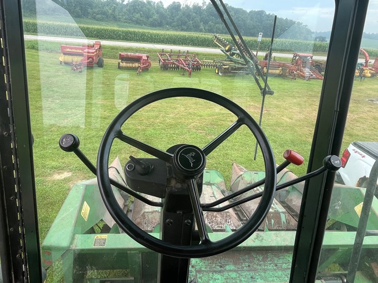 john-deere-4420-image-46