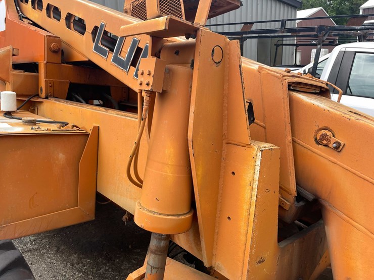 #1100-•-lull-highlander-ii-telehandler-image-17