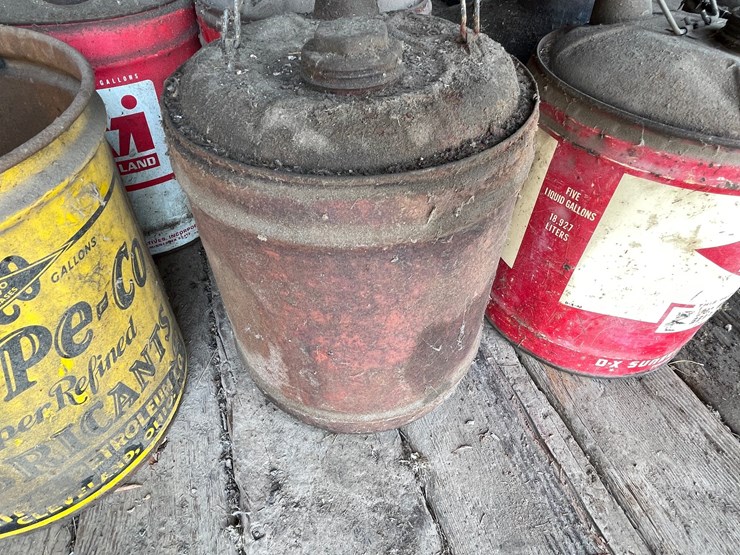 #2329-•-vintage-oil-cans-image-9