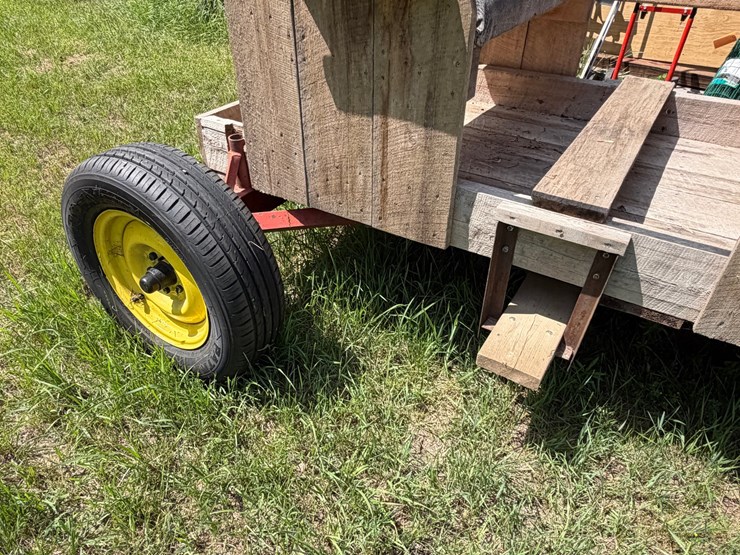 #1927-•-double-bench-parade-wagon-image-18