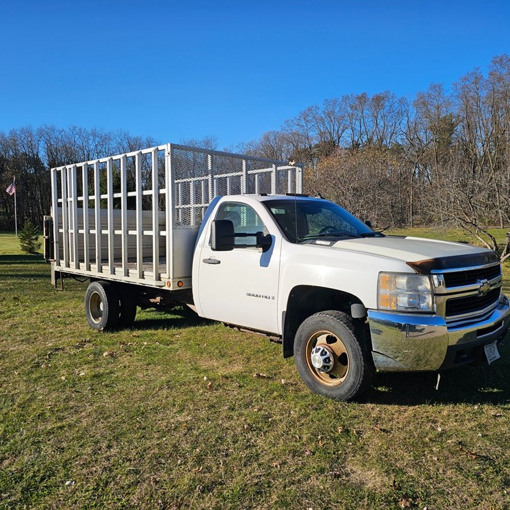 2009 CHEVROLET 3500