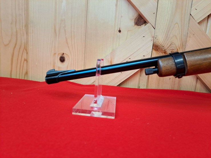 marlin-glenfield-model-75-.22-lr-semiauto-rifle-image-2