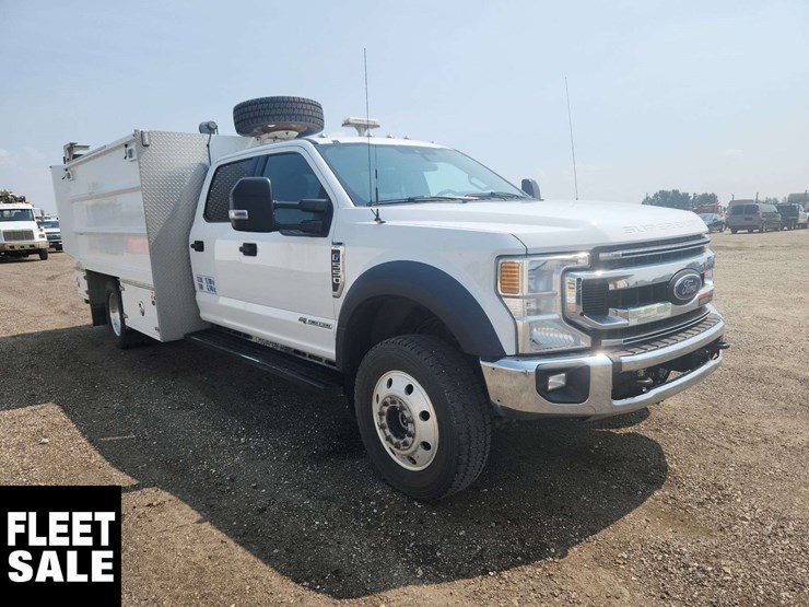 2021-ford-f550-image-2