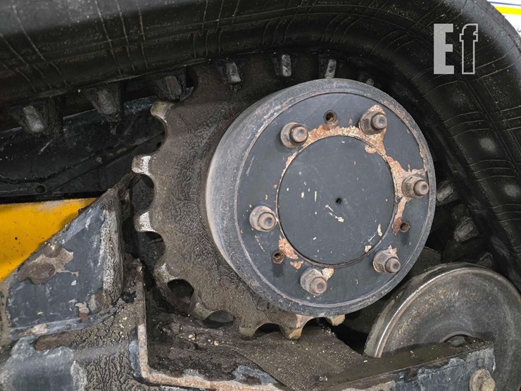 2021-jcb-3ts-8t-image-24