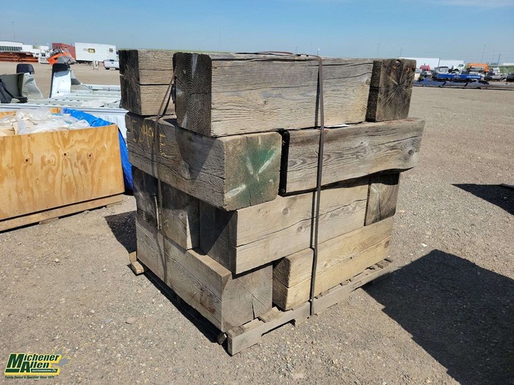 pallet-of-lumber-blocks-(36"x12"x12")-image-1