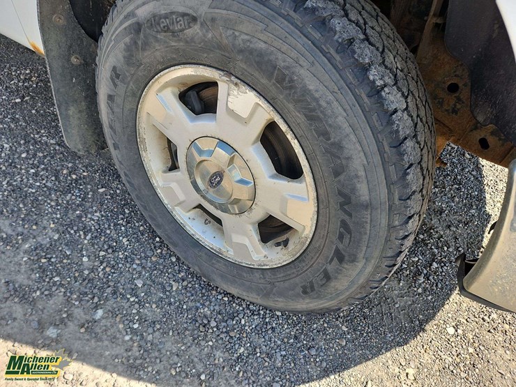 2013-ford-f150-image-12