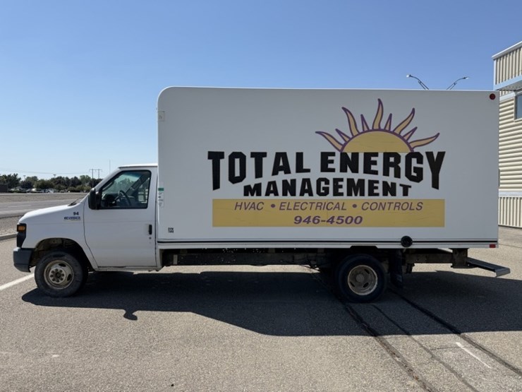 2014-ford-e450-sd-image-2