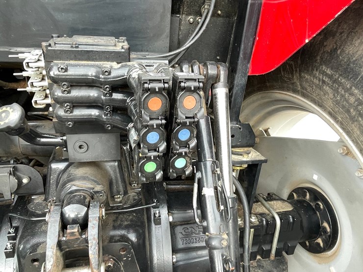 #999-•-case-ih-140a-tractor-with-cab-image-31