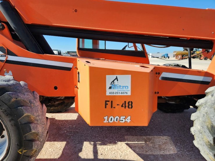 2007-jlg-10054-image-24