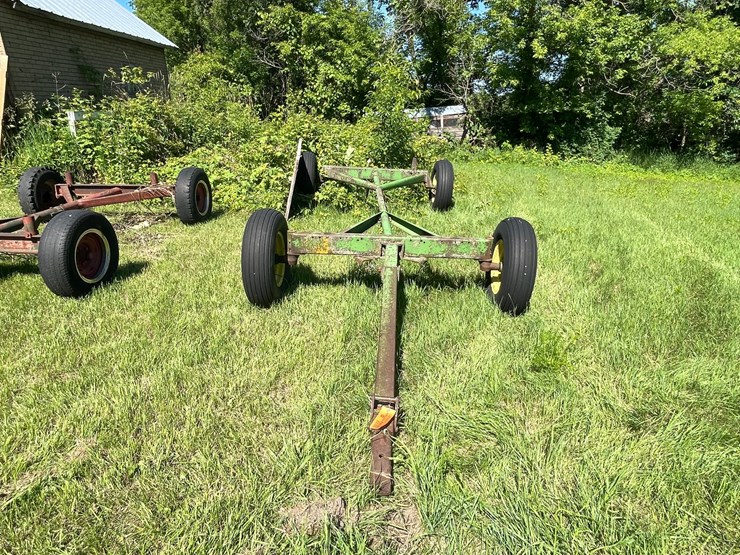 #3222-•-john-deere-running-gear-image-2