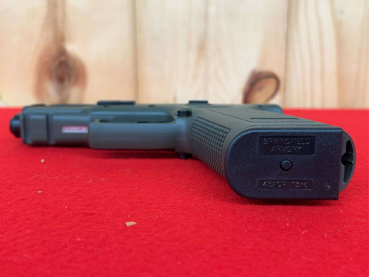 springfield-armory-model-xd-.45-acp-semiauto-pistol-image-7