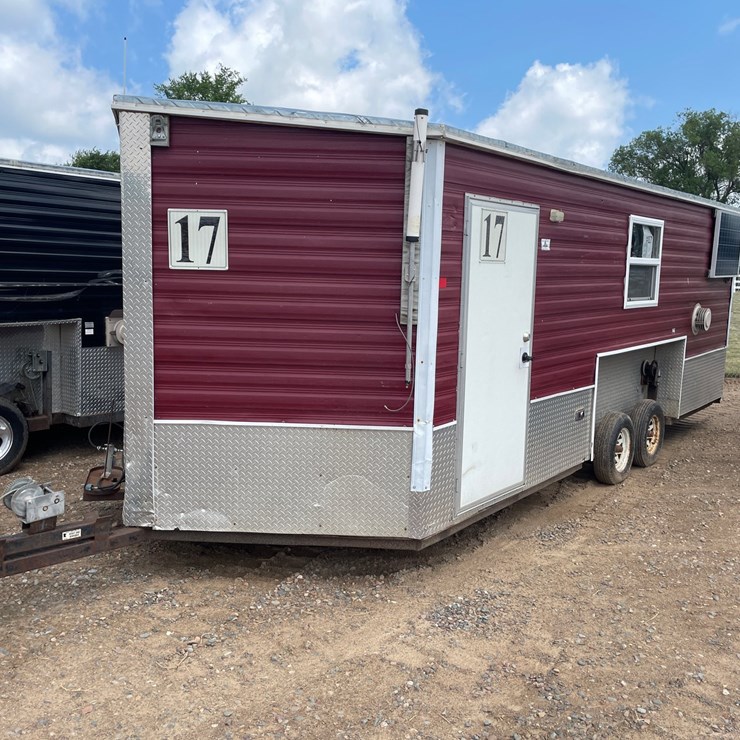 #5819 • 2004 Ice Trailer (Sells Bill of Sale)