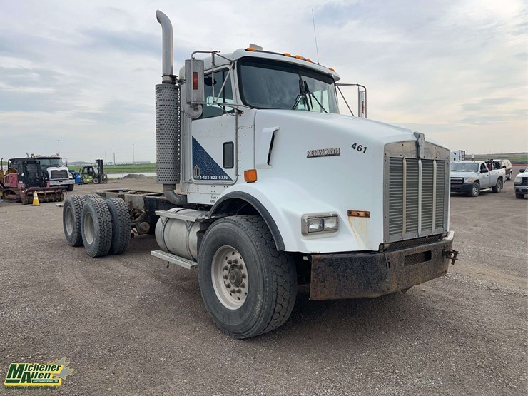 2000-kenworth-t800-image-8