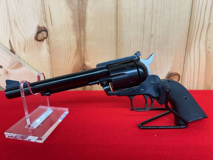 50th-anniversary-ruger-new-model-blackhawk-.44-magnum-sa-revolver-image-2