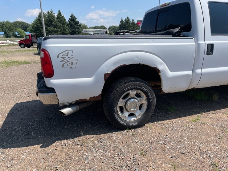 #5816-•-2011-ford-pickup-truck-(sells-with-paperwork-to-obtain-title)-image-4