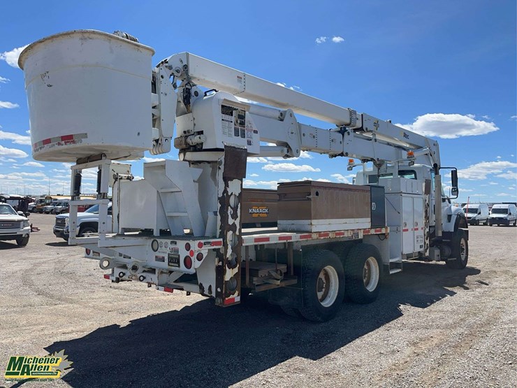 international-workstar-7500-image-4