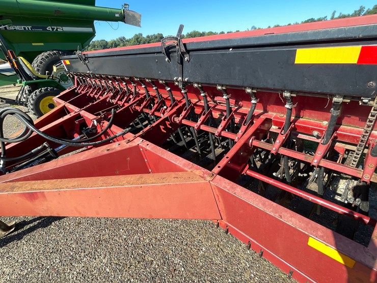 case-ih-5100-image-32
