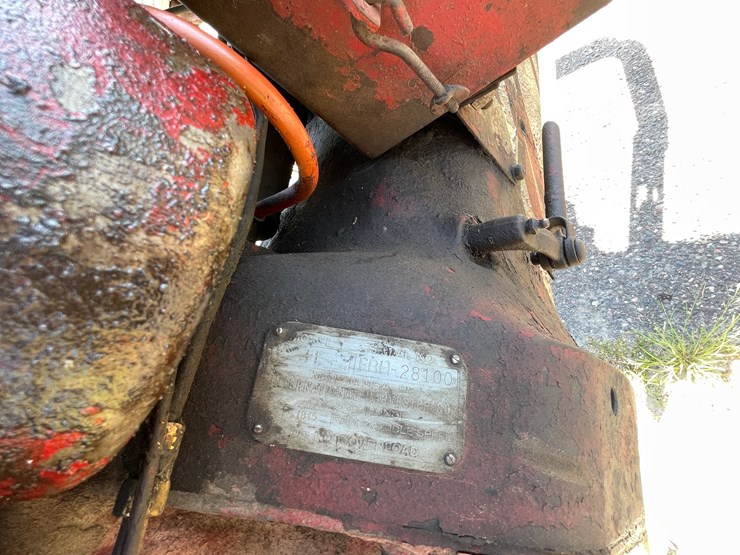 #1021-•-farmall-h-tractor-image-43