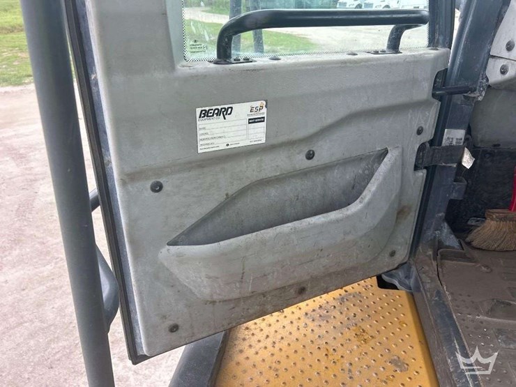 deere-260e-image-24