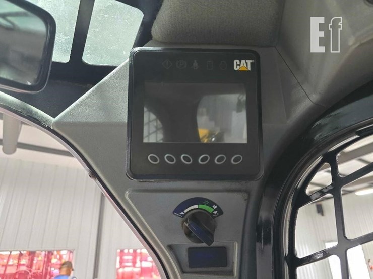 2018-caterpillar-226d-image-20