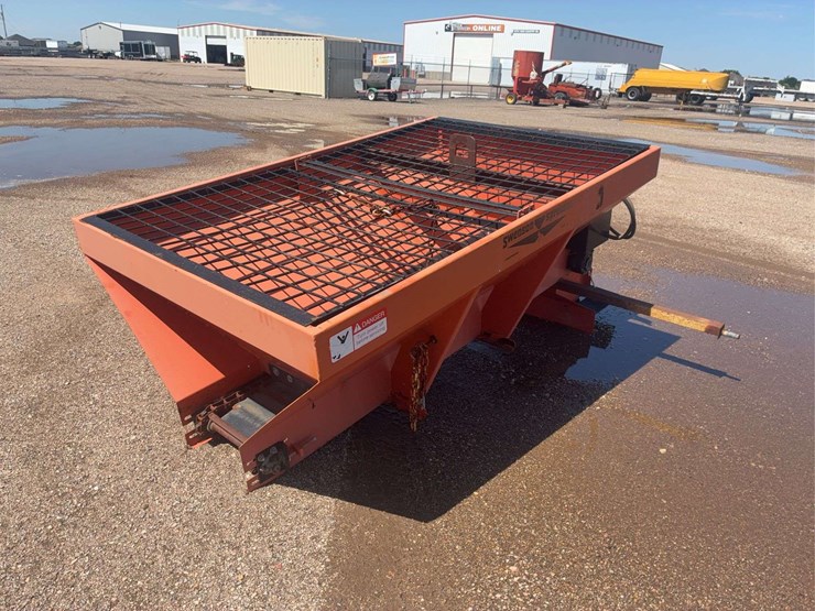 good-roads-2yd-"v"-box-image-1